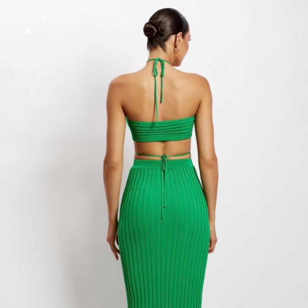 Meshki Emerald Green Strappy Crop Top - Picture 2 of 4